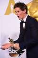 464206668-actor-eddie-redmayne-winner-of-the-best-gettyimages.jpg