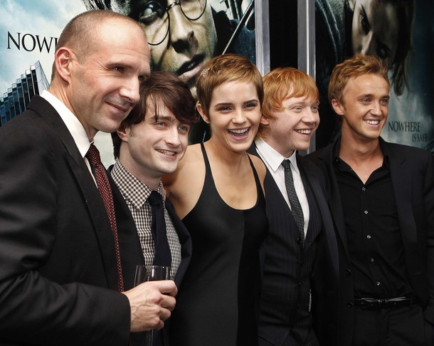 harry potter cast 2011. Harry Potter and the Deathly