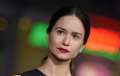 460818076-actress-katherine-waterston-arrives-at-the-gettyimages.jpg