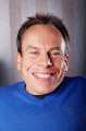 warwick_davis_by_Jon_Enoch_2012_(2).jpg